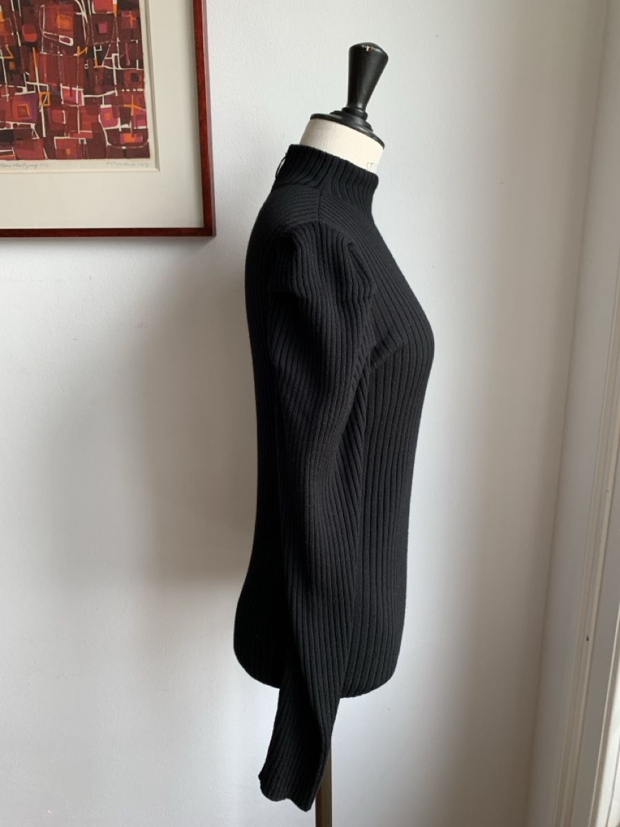 Akris Pulls & Sweat-shirts: AKRIS: Schwarzer Rollkragenpullover mit Puffärmel, 36 – D'occasion à Luzern par designluzern 4