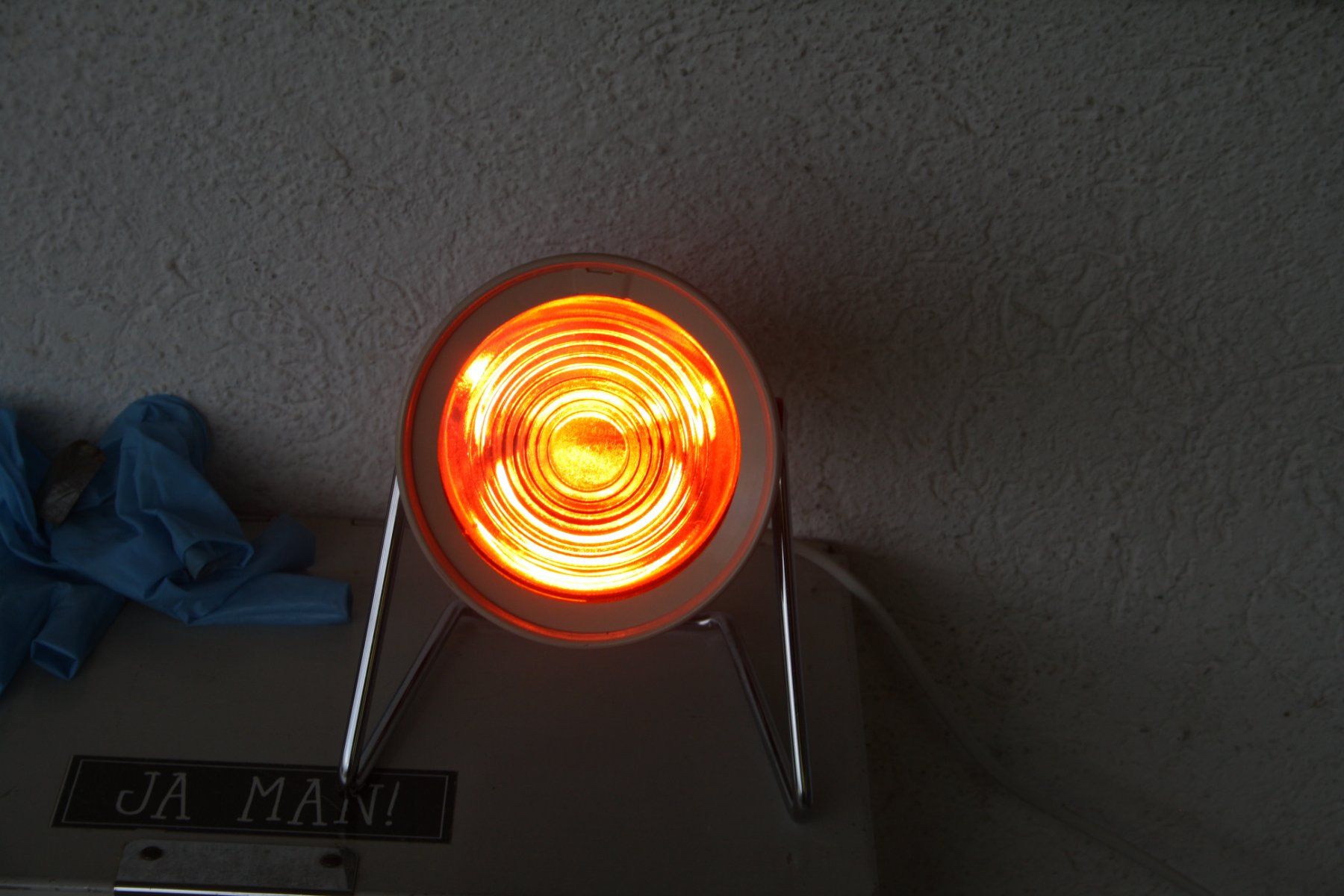 Philips Lampen: VINTAGE PHILIPS INFRAROT WÄRME LAMPE – Gebraucht aus Wauwil von Pneuedy 3