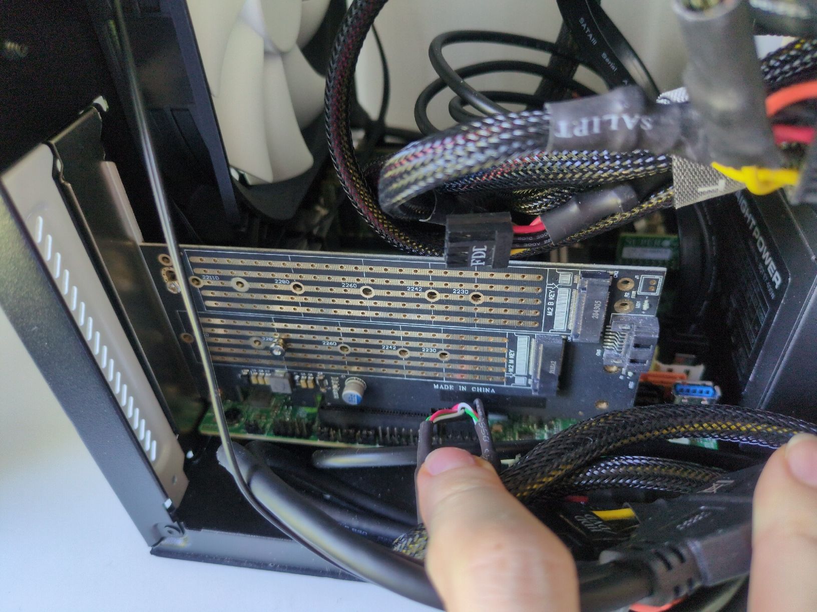 Supermicro Server: Fractal Node 304 NAS mit 64GB DDR4 ECC RAM – Gebraucht aus Langenthal von YElektra 5