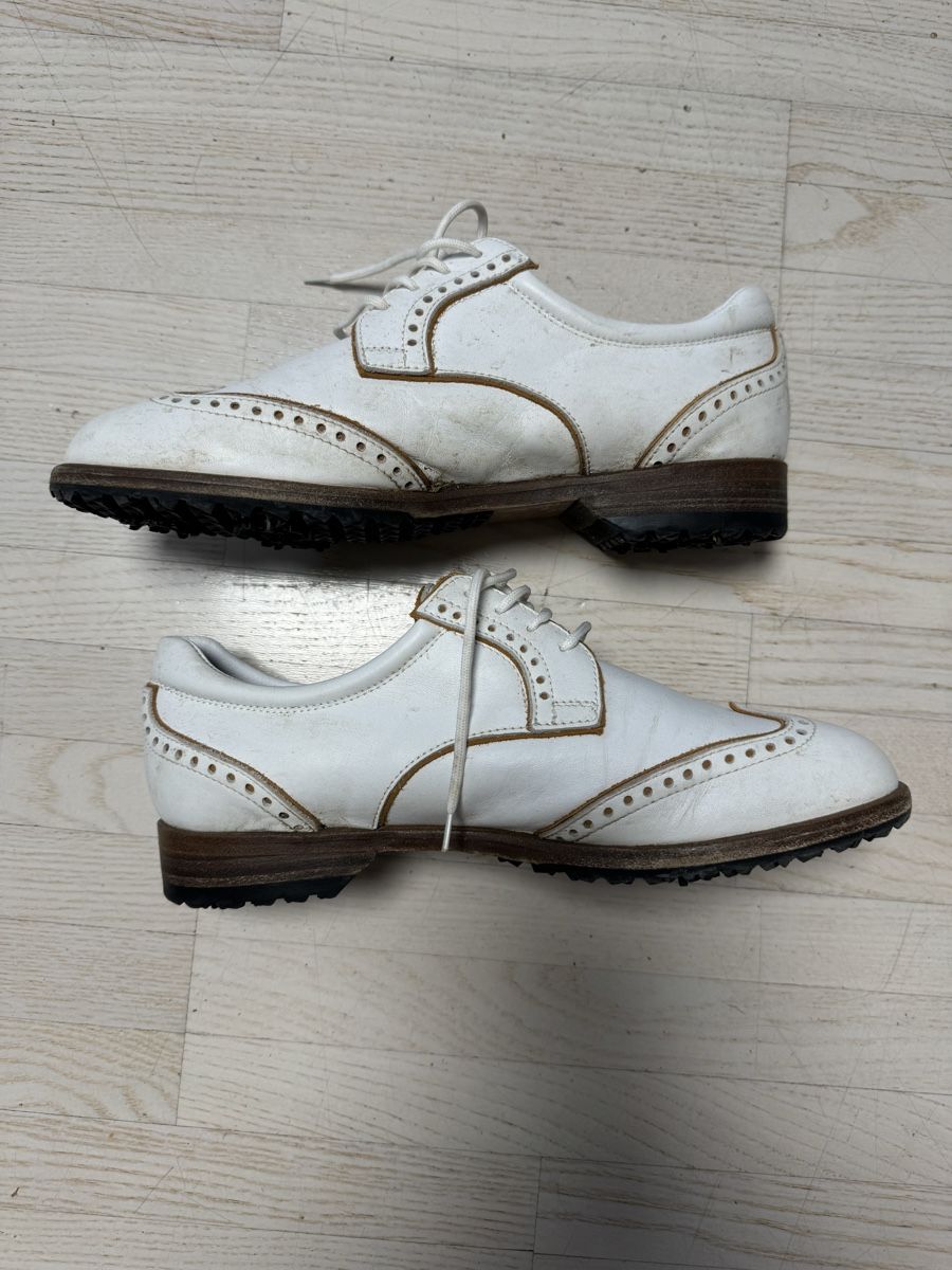 Damenschuhe: Golfschuhe weiss 39.5 – Gebraucht aus Neuhausen am Rheinfall von Becky79 1