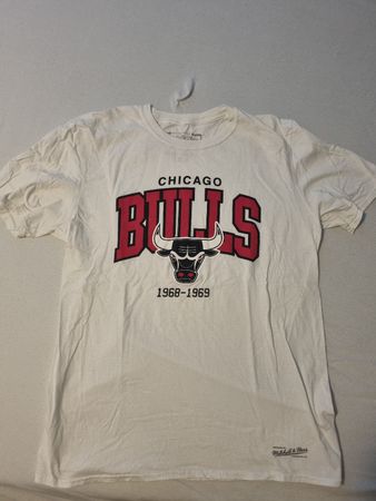 Herren T-Shirt Chicago Bulls Grösse L guter Zustand Wie Neu
