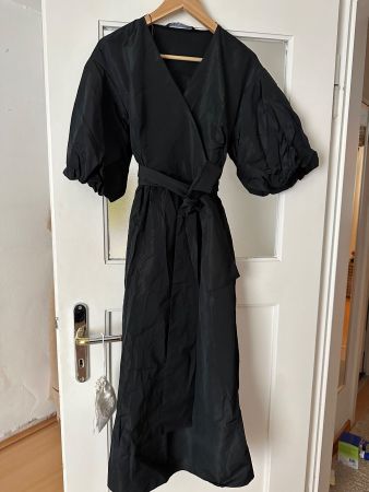 Kleid von Zara