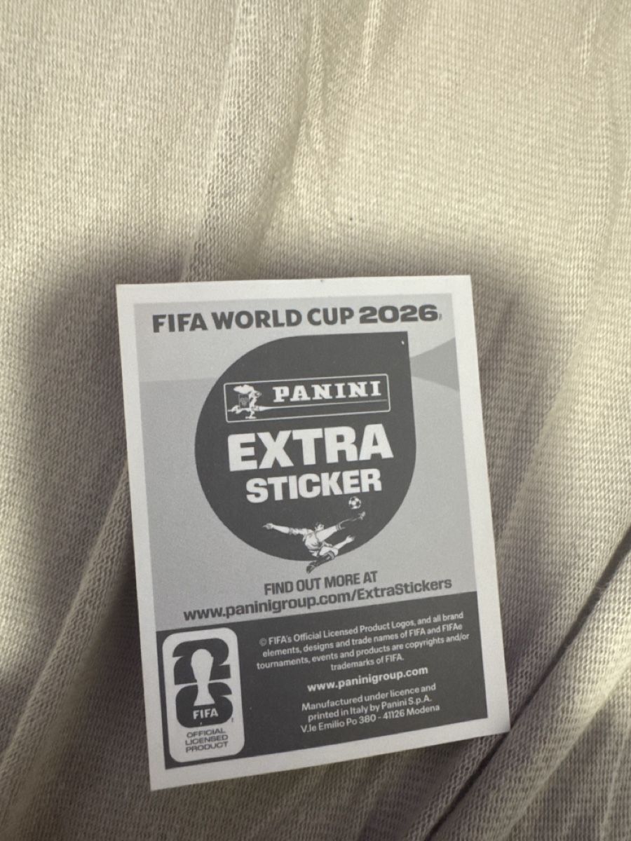 Panini Carte collezionabili: Verkaufe mein mbappe violett extra Sticker – Nuovo e nell'imballaggio originale da Melchnau venduto da chi_d7sn 1