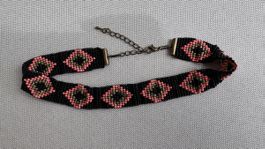 Perlen Choker Handarbeit schwarz/korall/goldfarben
