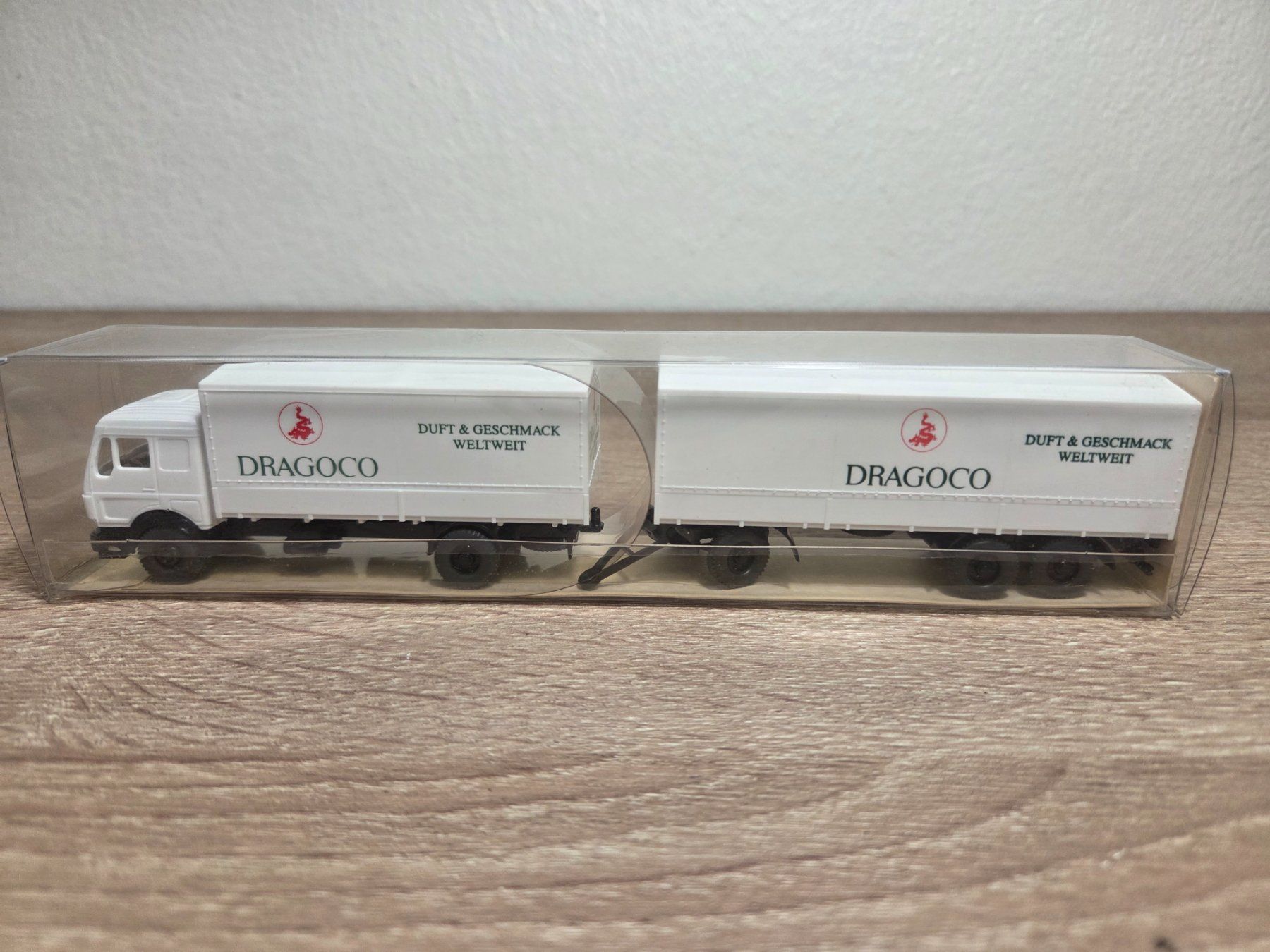 Wiking Modellini d'auto: Wiking 26455/1 H0 – Nuovo e nell'imballaggio originale da St-Aubin-Sauges venduto da Lo_Go