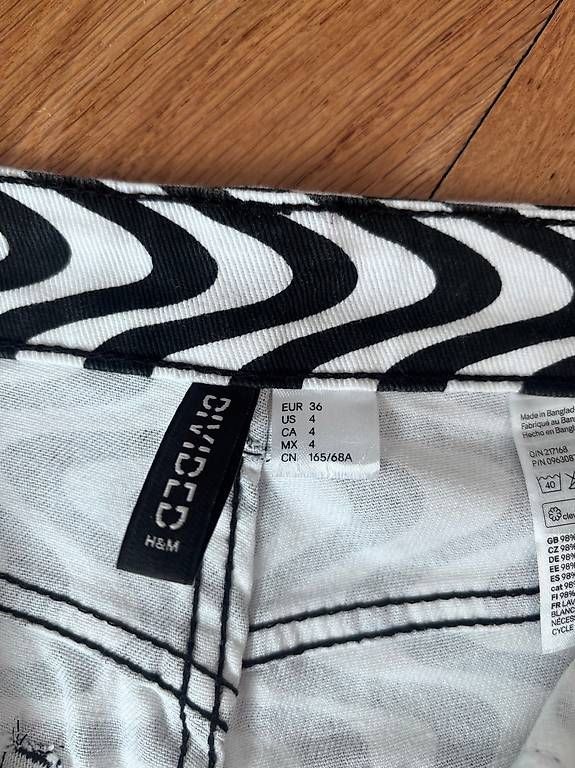 H&M Jeans: Jeans in Grösse 36 – Usato da Bern venduto da viddra 1