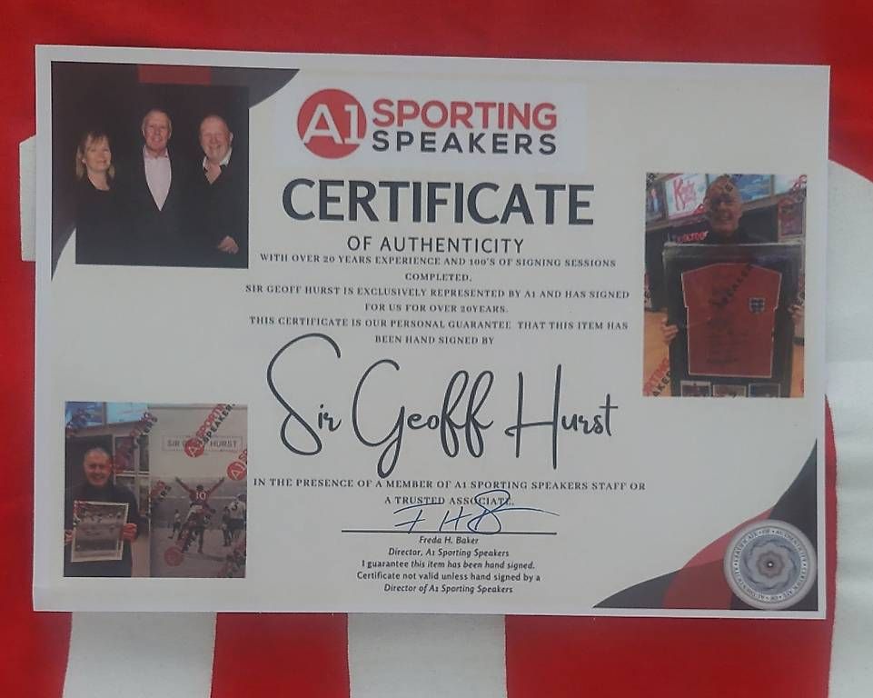 Autographes: England Geoff Hurst autogramm – D'occasion à Zürich par mag_y68h 1