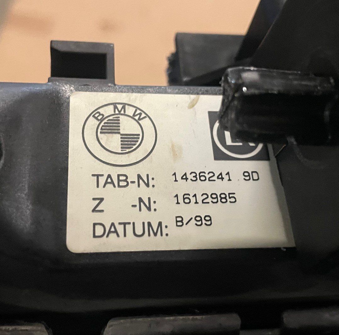 BMW Tutti pezzi di ricambio auto: BMW série 3 E46 radiateur – Nuovo (secondo la descrizione) da Satigny venduto da rfo59 7