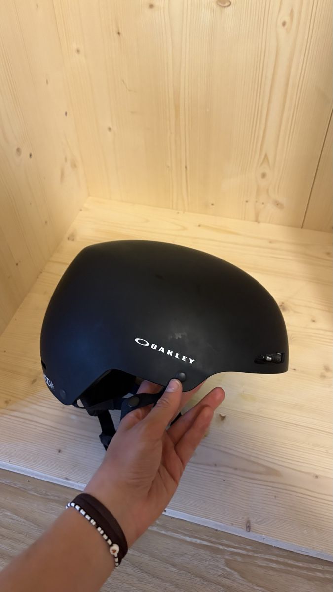 Oakley Helme: Oakley Helm – Gebraucht aus Laax GR von diana.zemp 2