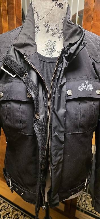 Jacken: Damen Motorradjacke, wie Neu – Gebraucht aus Kaufdorf von Nati-Nati 7