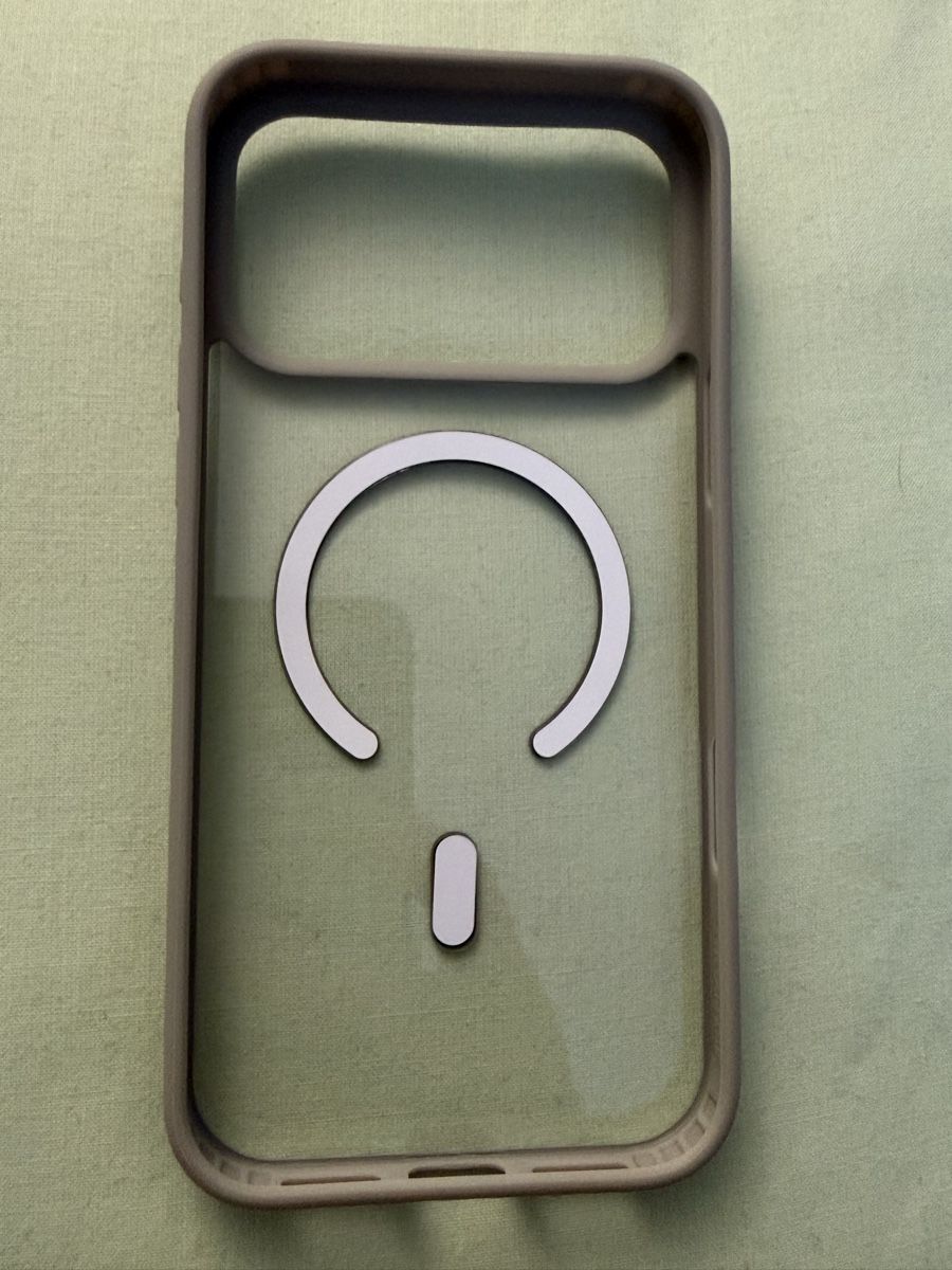 Covers & Schutzfolien: Coque MagSafe  iPhone 17 pro Max neuve! – Neu und originalverpackt aus Lausanne von Licio7 2