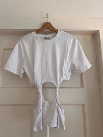 Zara White Cut-Out T-Shirt - Size S - Summer Ready!