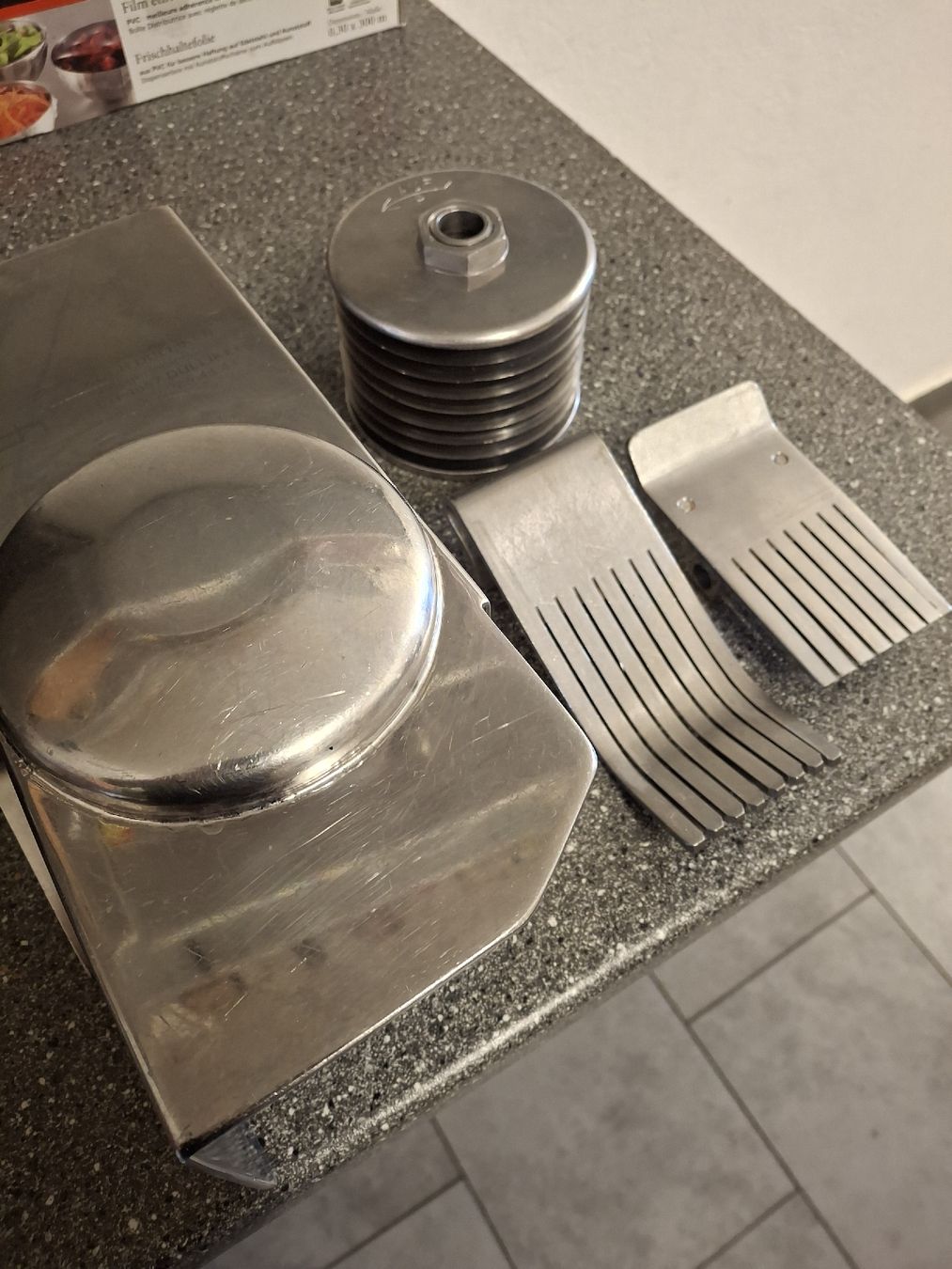 Brunner Anliker Elettrodomestici da cucina: Schnetzler – Usato da Bern venduto da Sahlenweidli 3