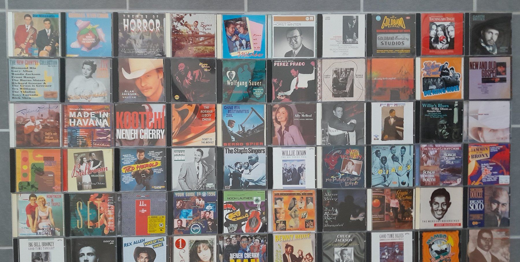 CD: 126 CD's – Usato da Liesberg venduto da Ragged 2