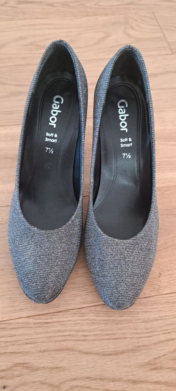 Gabor Scarpe da donna: Schuhe mit hohen Absatz – Nuovo (secondo la descrizione) da Kehrsatz venduto da mishelbel