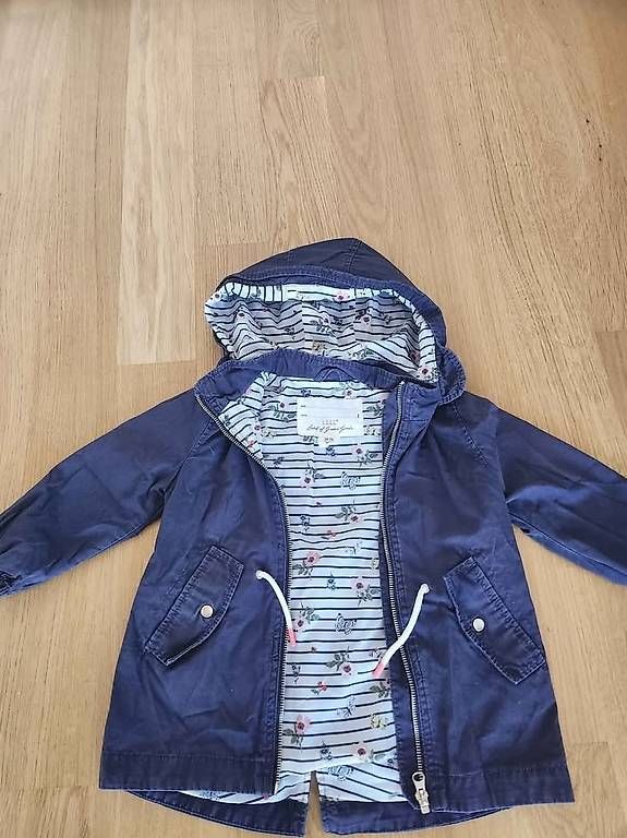 Jacken & Mäntel: Übergangsjacke in Grösse 104 – Gebraucht aus Winterthur von kyubi