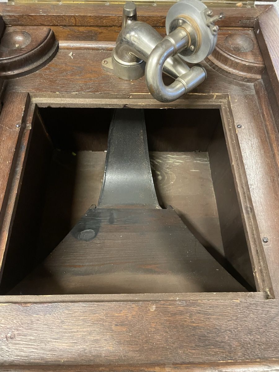 Giradischi: Stand Grammophon mit Platten ca 100 Jahre alt – Usato da Maur venduto da mar_9pbh 4