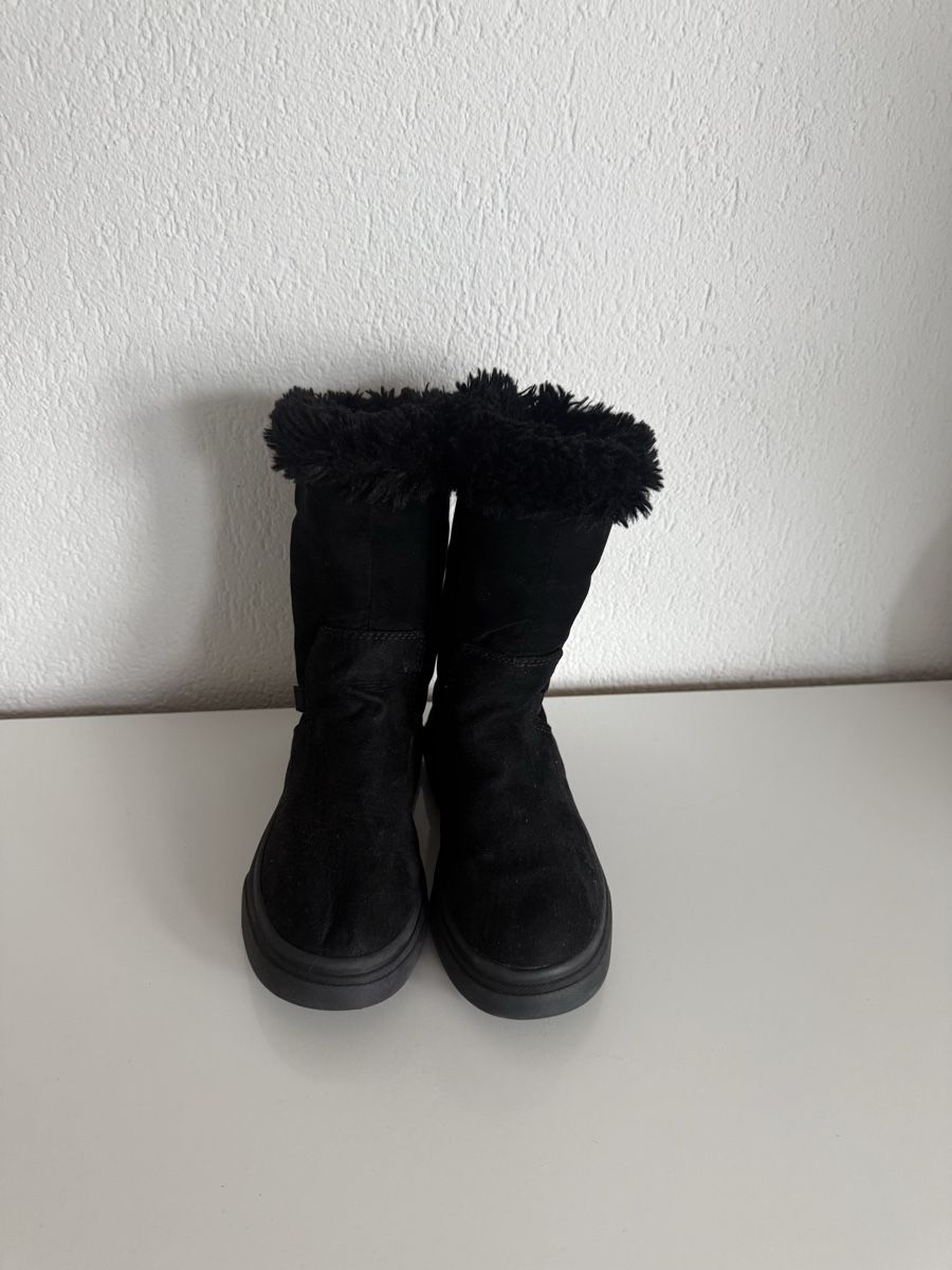 Chaussures filles: Zara Stiefel, Gr 33 – D'occasion à Gossau SG par cuk_fyc6 2