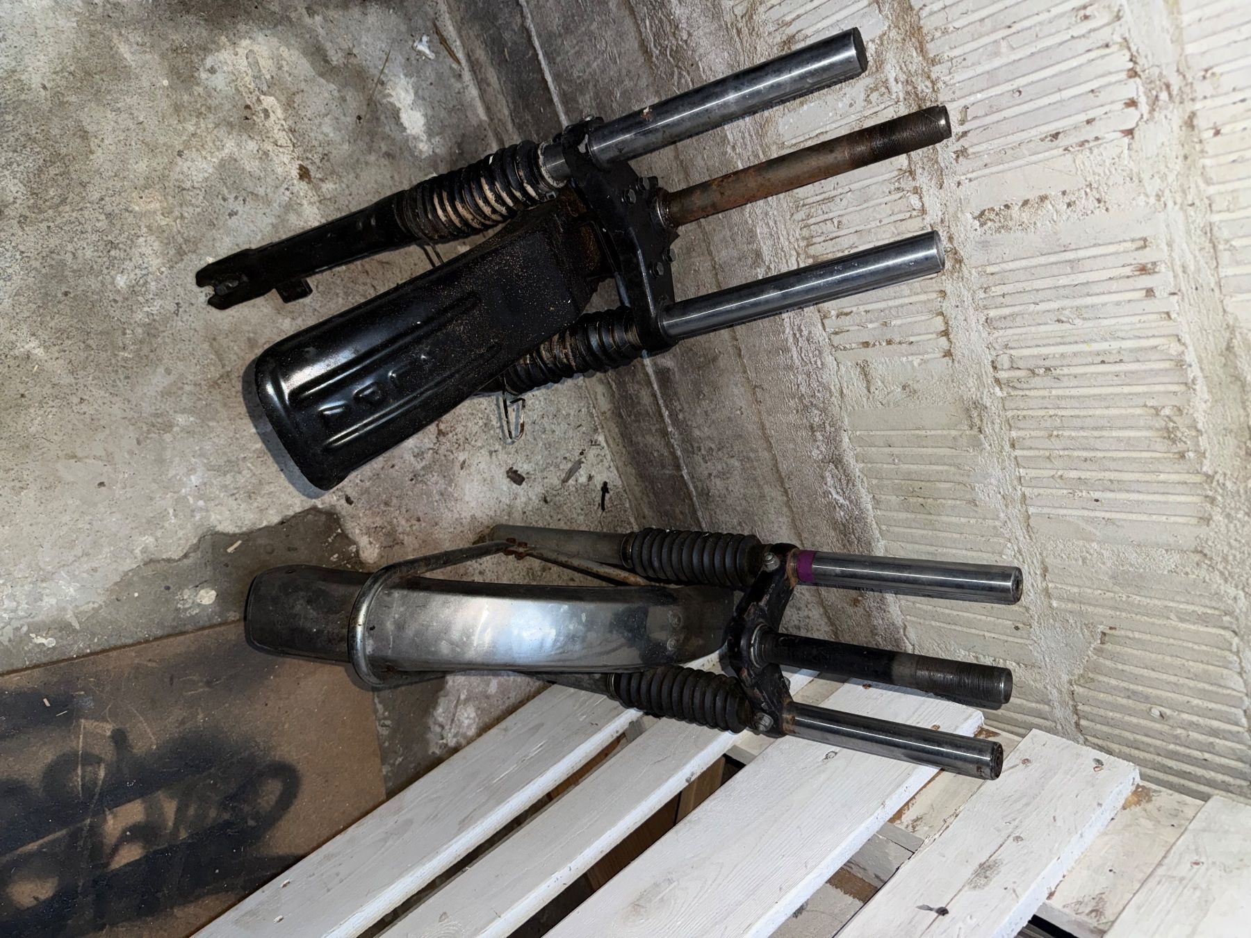 Pony Parti ricambio per ciclomotori: Gabel für pony – Usato da Unterramsern venduto da til_w7fh