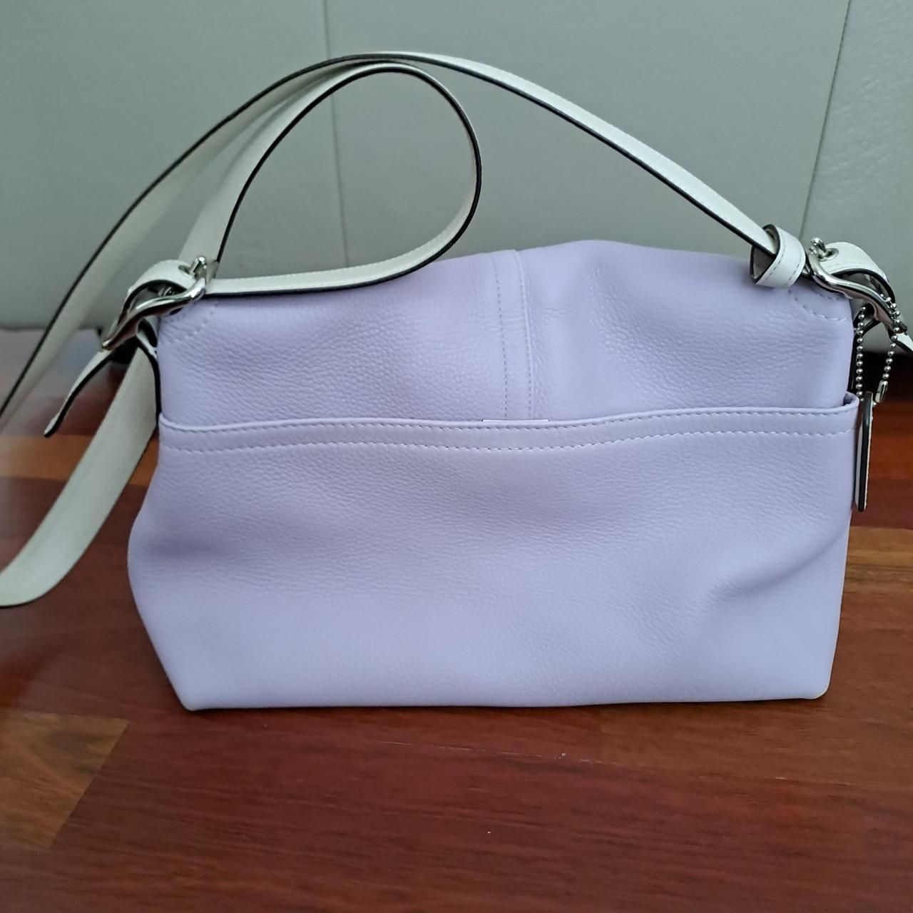 Coach Taschen für Damen: Coach lavender shoulder bag – Gebraucht aus Échichens von sosoleily 2