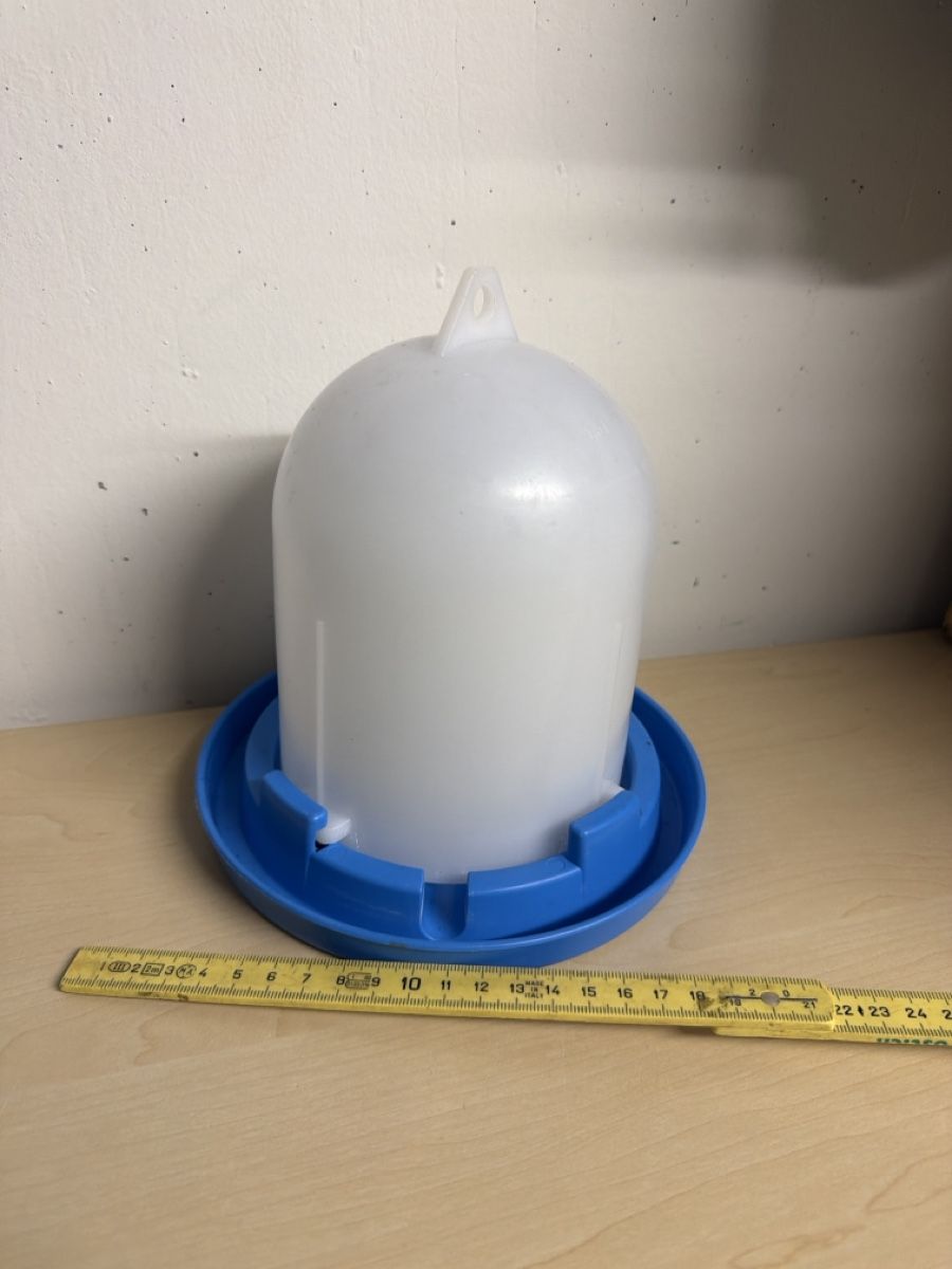 Mangimi: Wachtel-Tränke 1.5l  – Usato da Morgarten venduto da elabaumann_ch 2