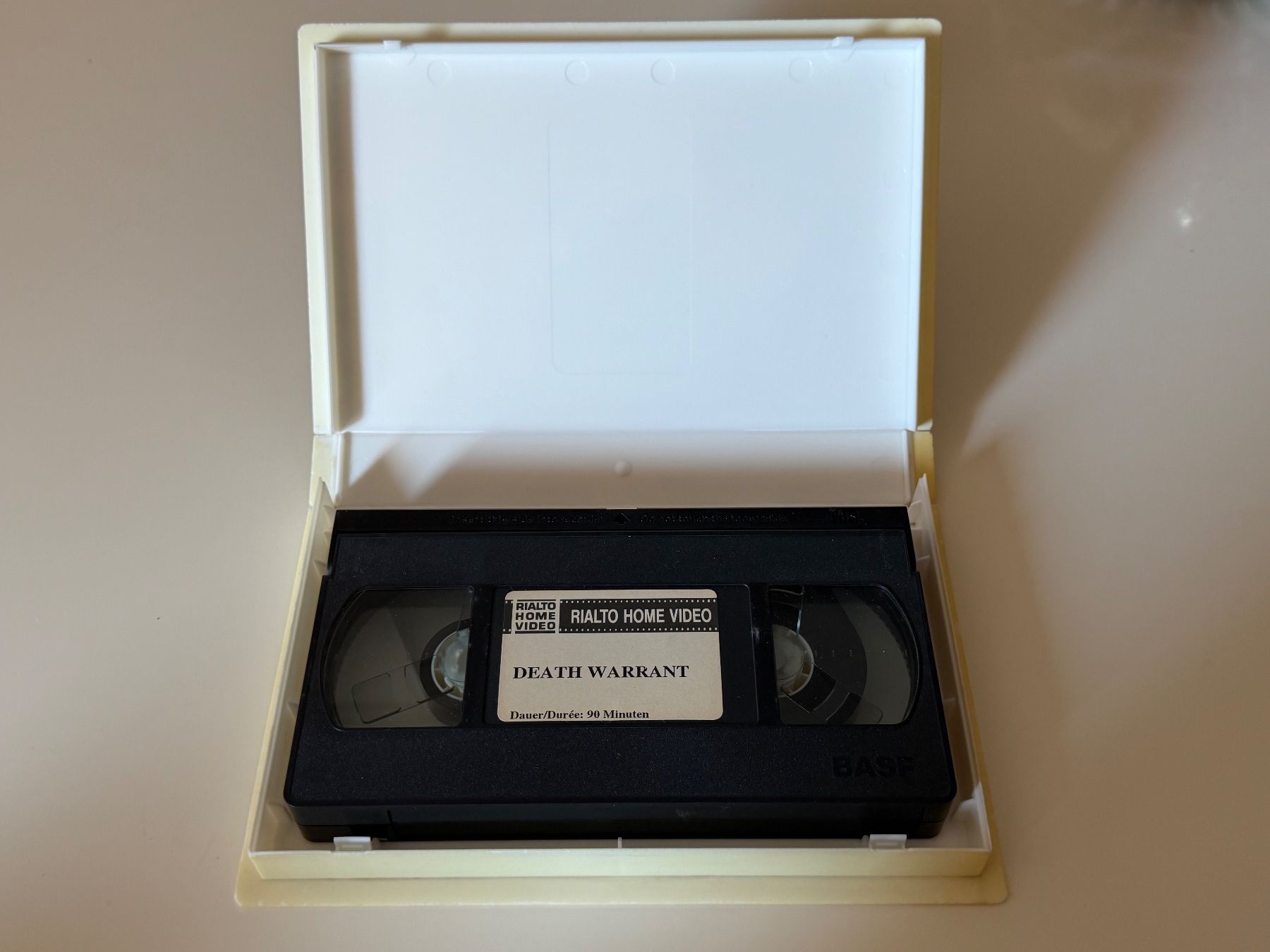 Tutti i DVDs: Death Warrant VHS Van Damme Mit stählerner Faust – Usato da Altstätten SG venduto da sheamus 3