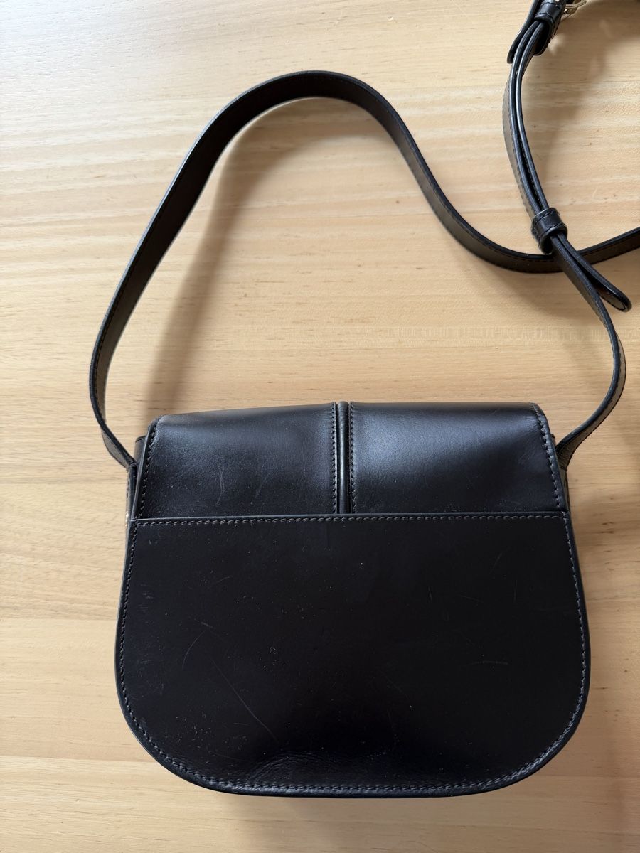 Apc Taschen für Damen: APC Betty Handtasche – Gebraucht aus Ennetbaden von b617 4