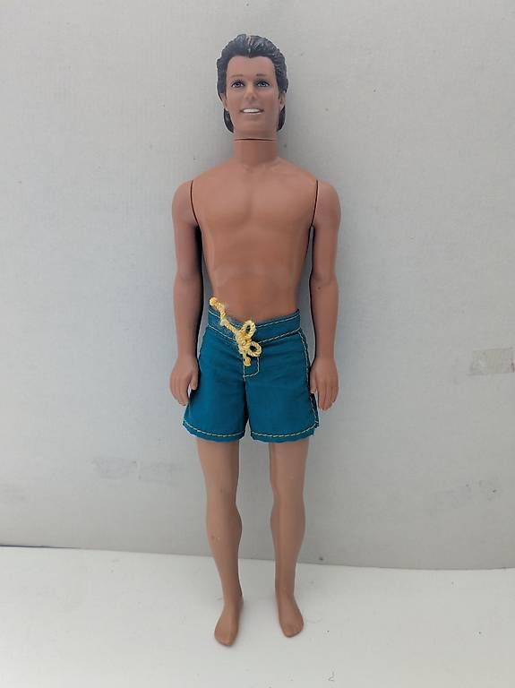 Statuette: Strand Ken – Usato da Wettingen venduto da S_Runa