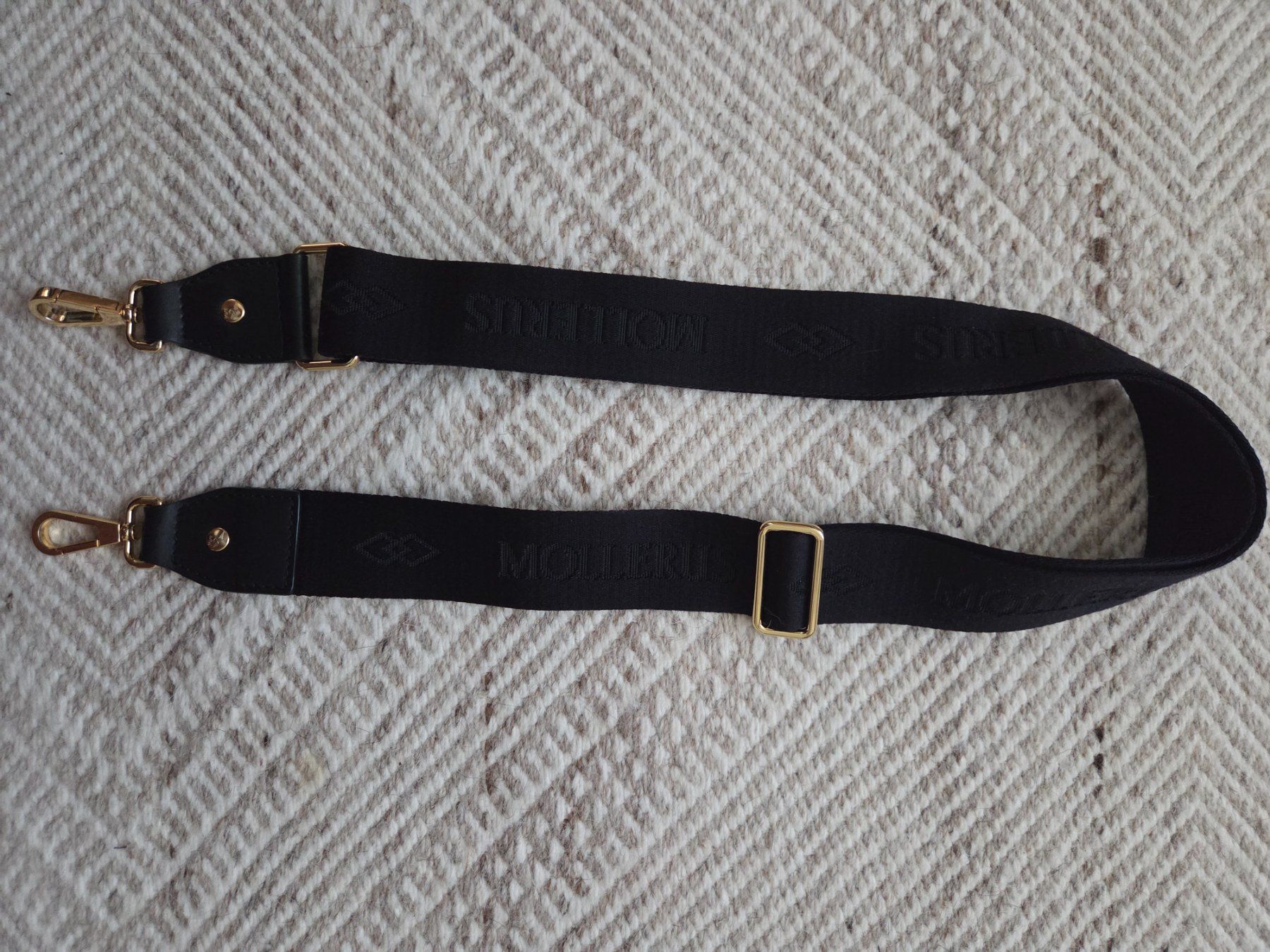 Maison Mollerus Autres vêtements & accessoires: Mollerus Schulterriemen – D'occasion à Riniken par widmersteffi