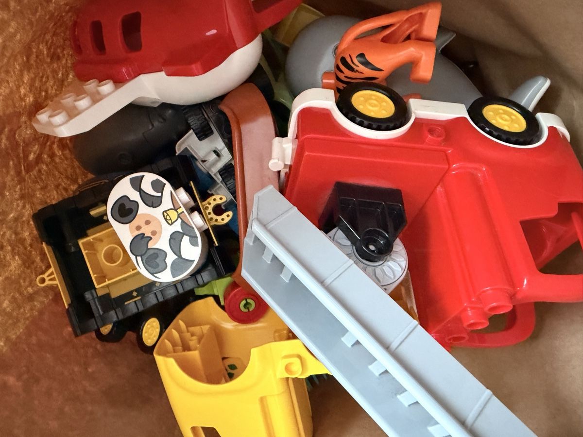 Lego Kit di costruzioni: Grosses Lego Duplo Set – Usato da Kollbrunn venduto da Leci 1