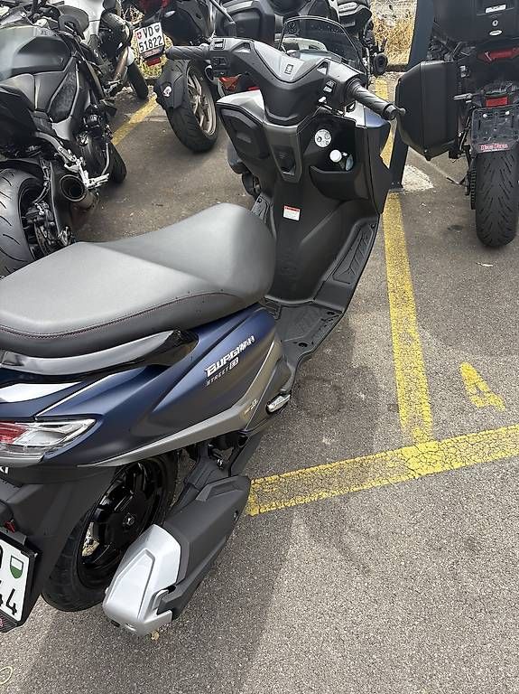 Scooters: Burgman 125 street ex – Gebraucht aus Lausanne von jao_wc7s