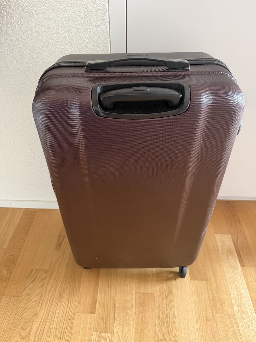 Valises de voyage: Rollkoffer lila – D'occasion à Basel par ali_mmw9 1
