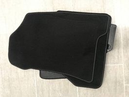 Teppich / Fussmatten Satz für Nissan Navara - NEU
