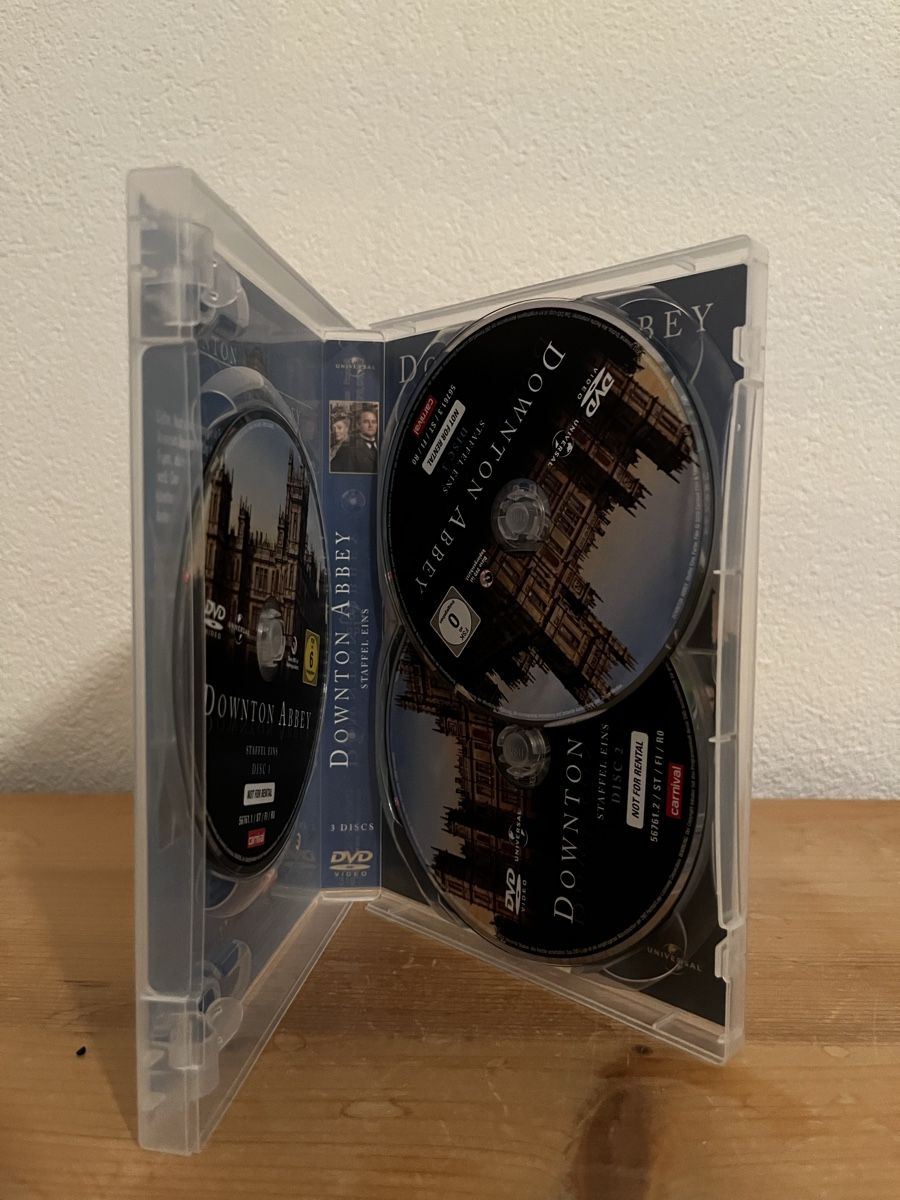 Tutti i DVDs: Downton Abbey Staffel 1 – Usato da Bassersdorf venduto da McRob00 1