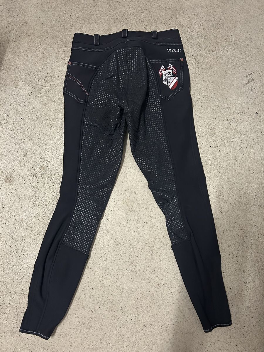 Pikeur Pantaloni: Pikeur Winterreithose 34 – Usato da Tagelswangen venduto da A_lina