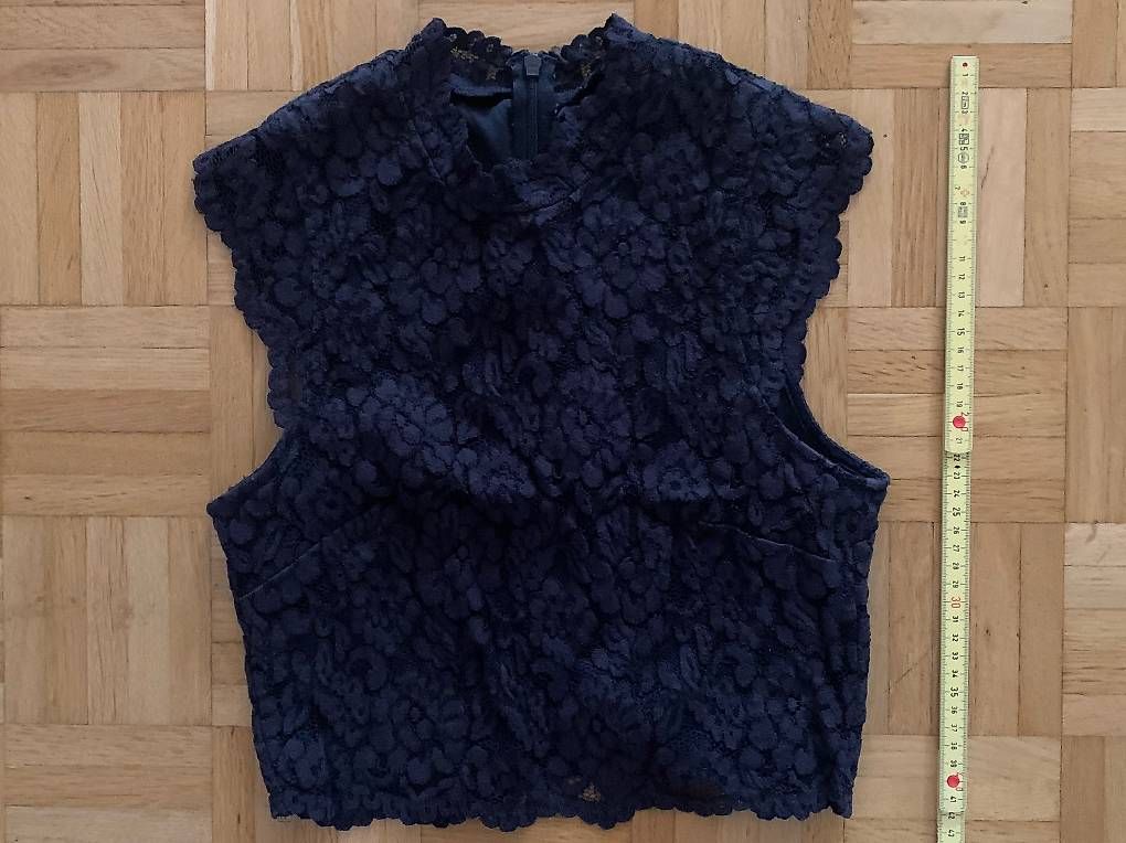 Tops: SpitzenTop, ärmellos, dunkelblau GrösseS/M – Gebraucht aus Zürich von Rotgruen