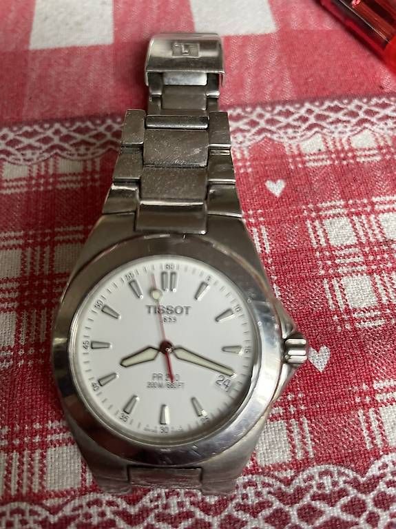 Montres: Armbanduhr – D'occasion à Steckborn par scheese123