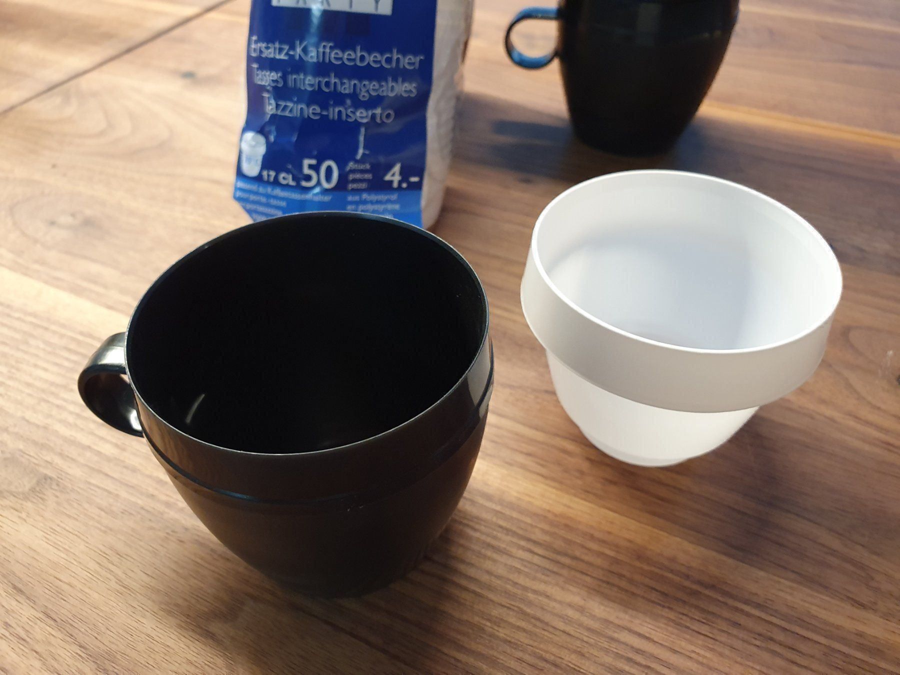 Contenitori & Simili: Kaffee Becher Set – Usato da Lachen SZ venduto da LinDiscount 3