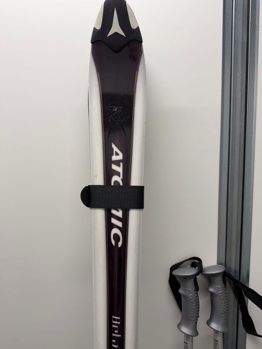Atomic Sci: Atomic Ski-Set & Columbia Ski-Anzug – Usato da Gossau ZH venduto da Marco821 1