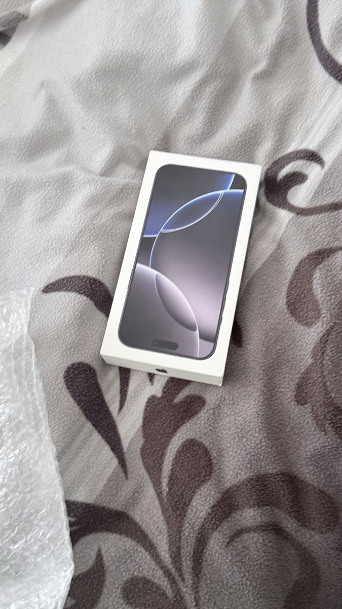 Apple Telefoni cellulari / Smartphones: Apple iPhone 16 pro max 1 TB!!!!Top Zustand – Usato da Kreuzlingen venduto da Fatal02 1