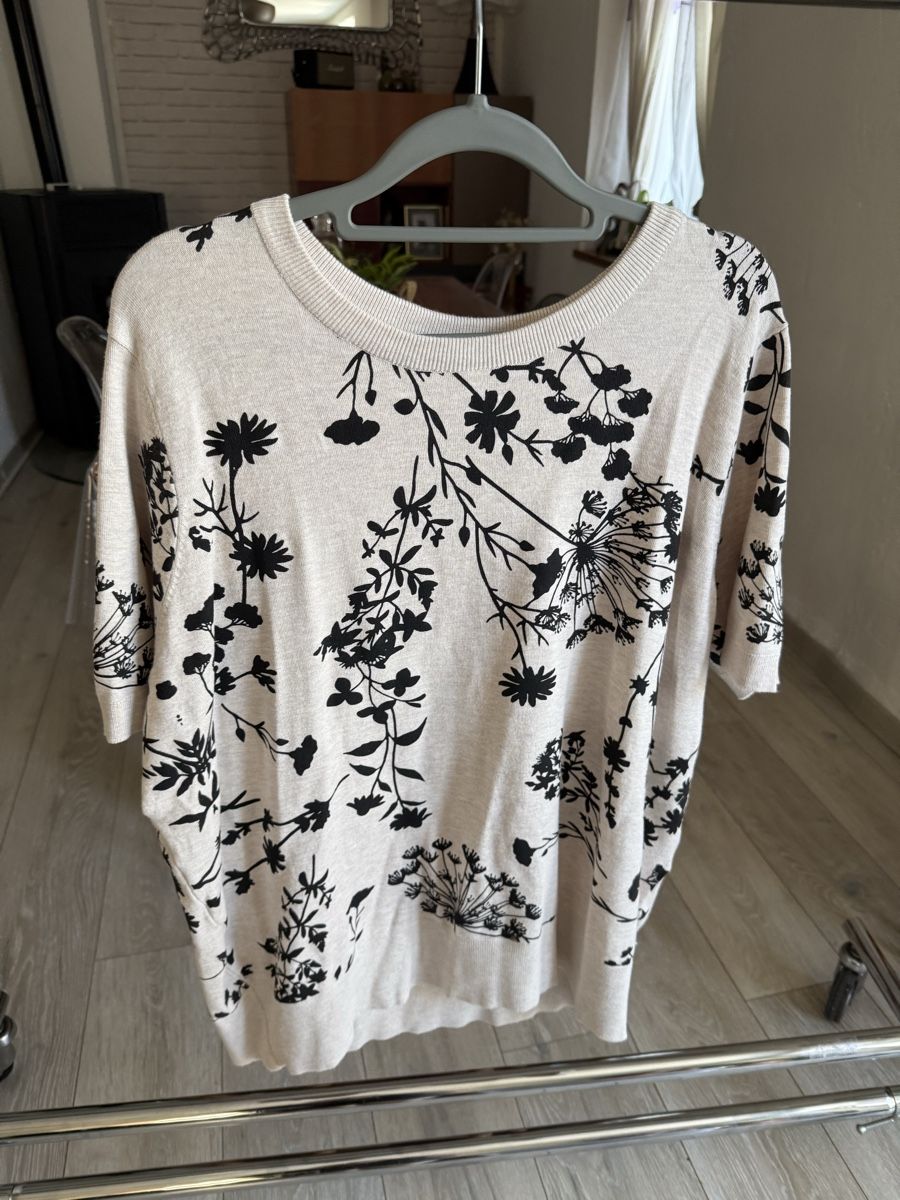 Top: Pull léger printanier motif floral taille L – Nuovo (secondo la descrizione) da Nuvilly venduto da smi_6qtk