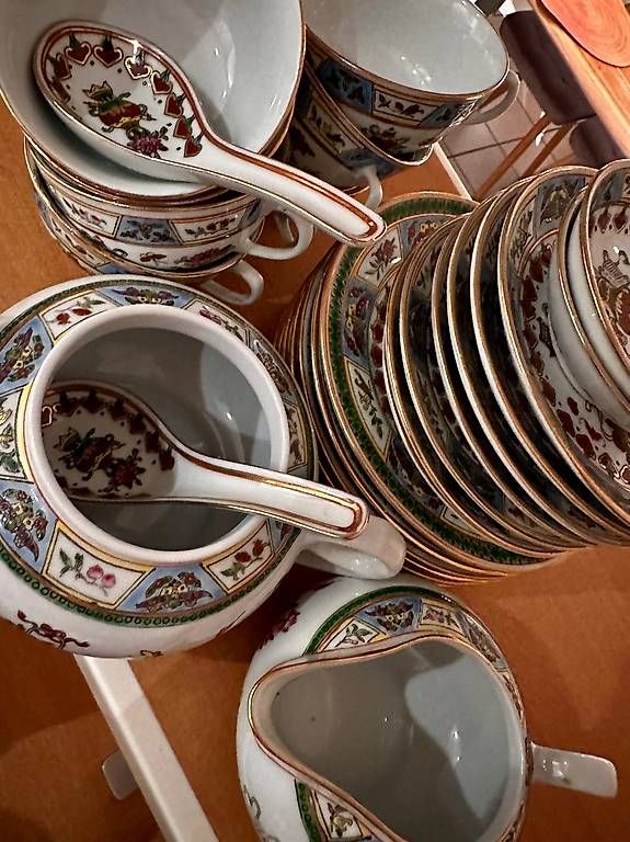 Services de table: Unique Chinese tableware set for 7 Persons – D'occasion à Mettmenstetten par yulianka19 4