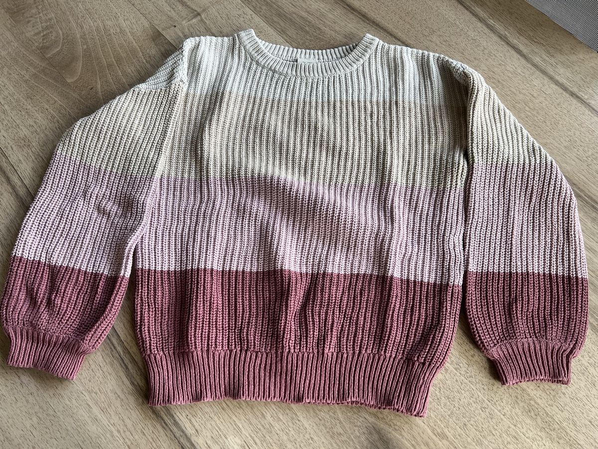Kleiderpakete & -sets: Kleiderset Mädchen Shorts T-Shirt Pullover Gr. 116-128 – Gebraucht aus Eglisau von yd55 1