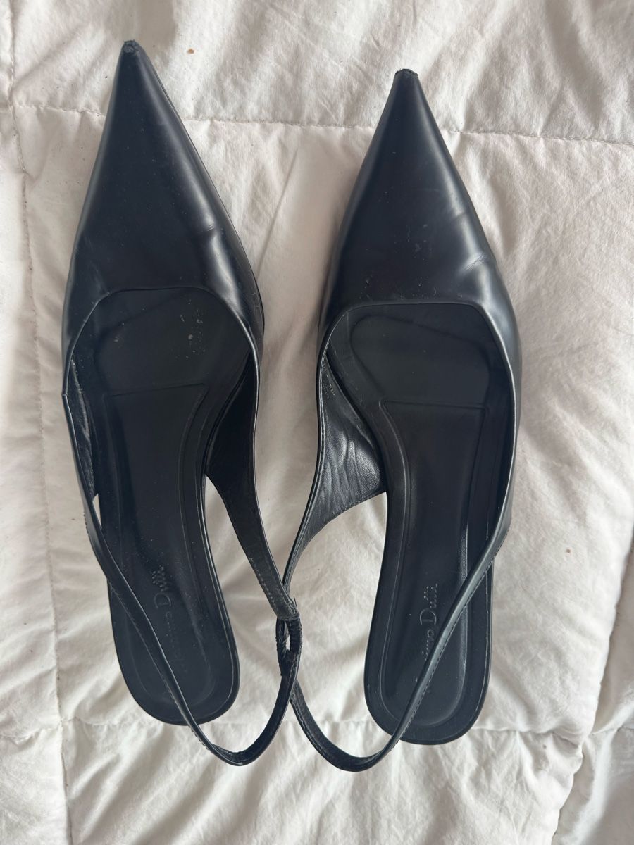 Massimo Dutti Scarpe da donna: Escarpins Massimo Dutti en cuir noir - Taille 40 - Été – Usato da Genève venduto da lejardindesvetements 1