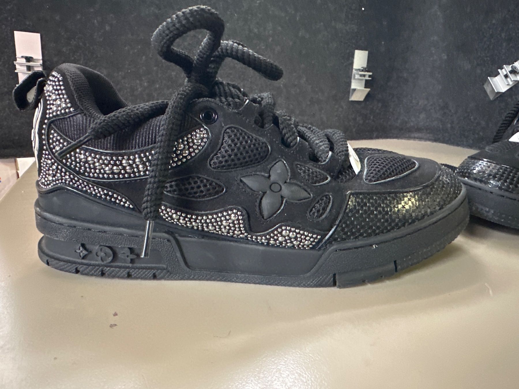 Louis Vuitton Scarpe da uomo: Sneakers – Usato da Brügg BE venduto da TSP02 2