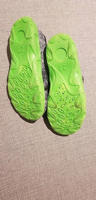 Scarpe per ragazzi: Finken/Hausschuhe Grösse 27 – Usato da Bülach venduto da Best-Touchdown 1