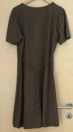 Damenkleid olive Gr.L