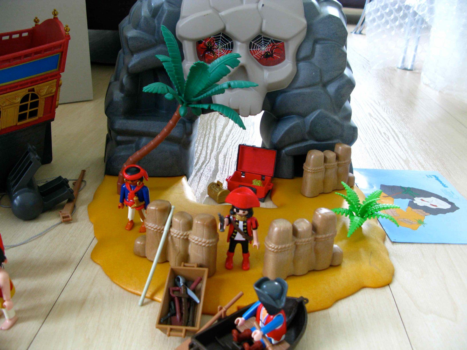 Playmobil Giocattoli: Playmobil Piratenschiff 3940 von 2000 PLUS PLUS – Usato da Samstagern venduto da Betscha 2