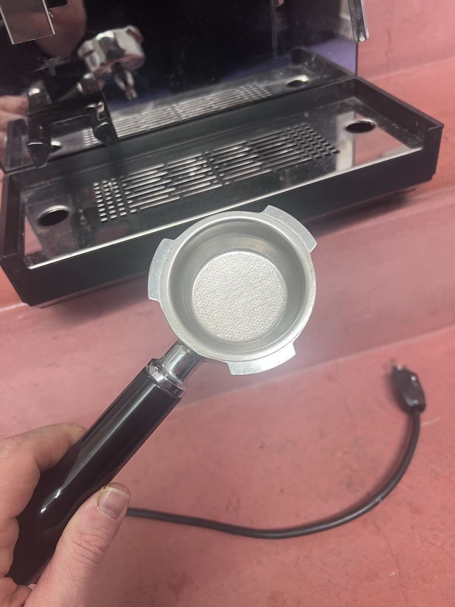 Quick Mill Kaffeemaschinen & Espressomaschinen: Espressomaschine Quick Mill schwarz gebrauchter Zustand – Gebraucht aus Lenzburg von ite_ykd5 5