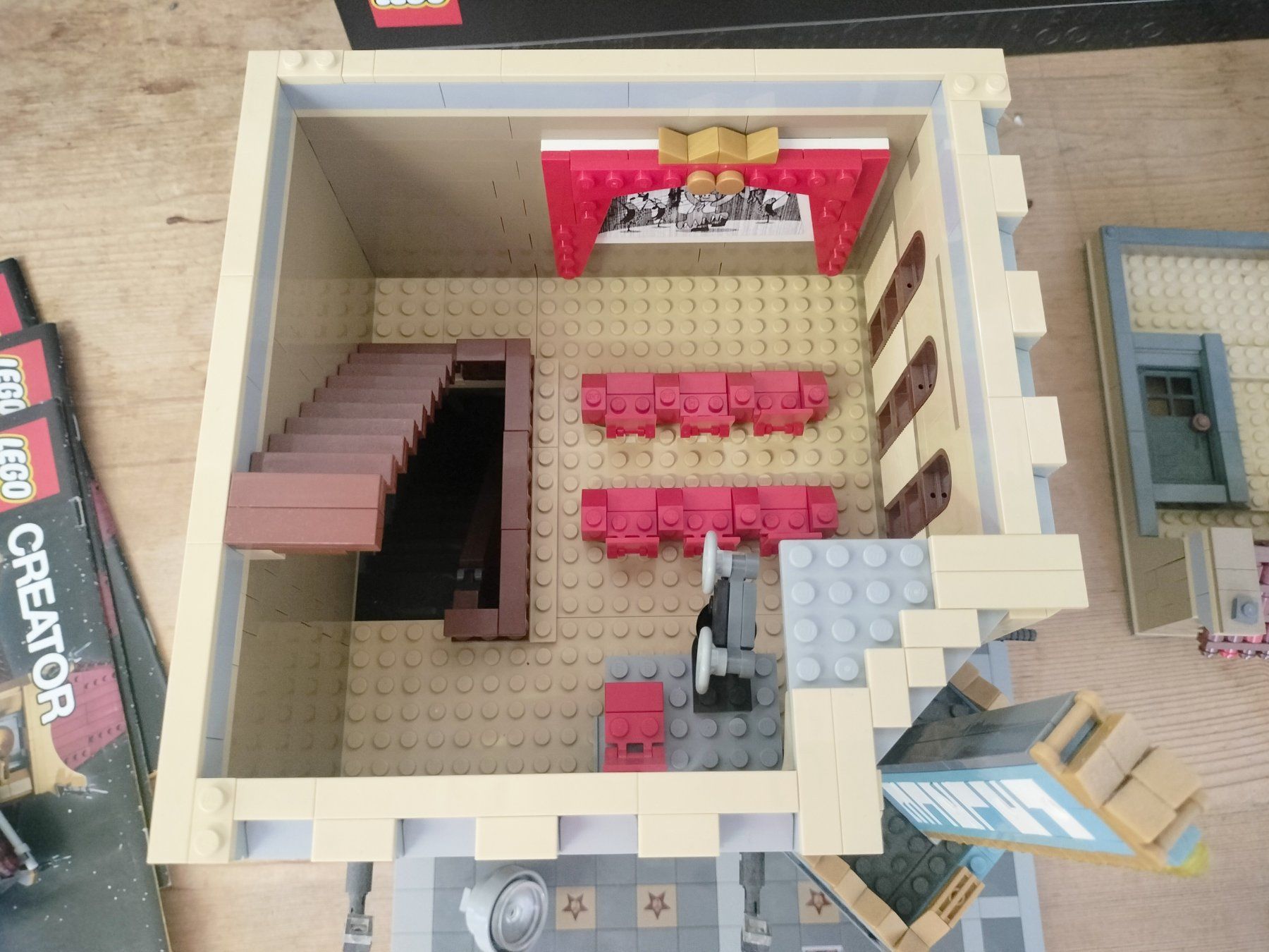 Lego Spielzeuge: Lego Creator Expert 10232 Palace Cinema Modular ab 1.- – Gebraucht aus Wil SG von RoyalBricks 7